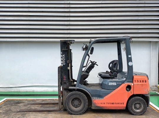 Used Forklift Toyota 62-8FD25, Diesel Forklift, Load Capacity 2.5 Tons, Mast Height 4.5 M | No. 15380