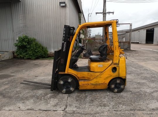 Used Forklift Toyota 32-8FG15, Gasoline/LPG Forklift, Load Capacity 1.5 Tons, Mast Height 3 M | No. 14470