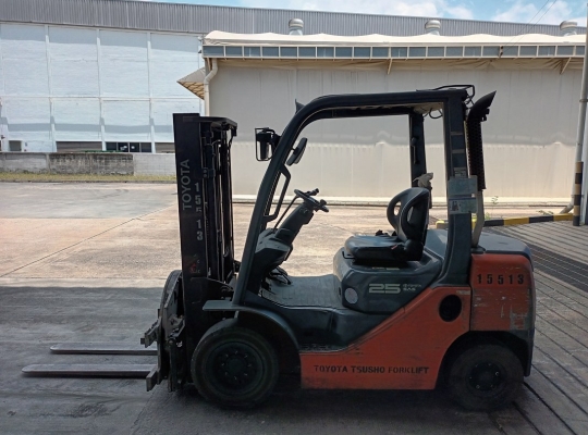 Used Forklift Toyota 62-8FD25, Diesel Forklift, Load Capacity 2.5 Tons, Mast Height 3 M | No. 15513