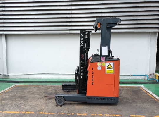 Used Forklift Toyota 8FBR15, Electric Forklift, Load Capacity 1.5 Tons, Mast Height 3 M | No. 12288