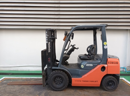 Used Forklift Toyota 62-8FD25, Diesel Forklift, Load Capacity 2.5 Tons, Mast Height 3 M | No. 13036