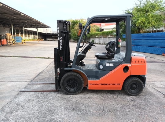 Used Forklift Toyota 62-8FD25, Diesel Forklift, Load Capacity 2.5 Tons, Mast Height 3 M | No. 14478