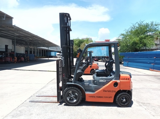 Used Forklift Toyota 62-FD20, Diesel Forklift, Load Capacity 2 Tons, Mast Height 5 M | No. 13589