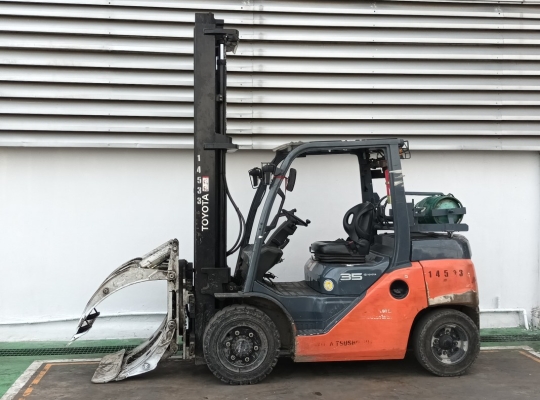 รถโฟล์คลิฟท์แก๊สโซลีนมือสอง Toyota 8FG35N ยกได้ 3.5 ตัน เสาสูง 5 เมตร | No 14533