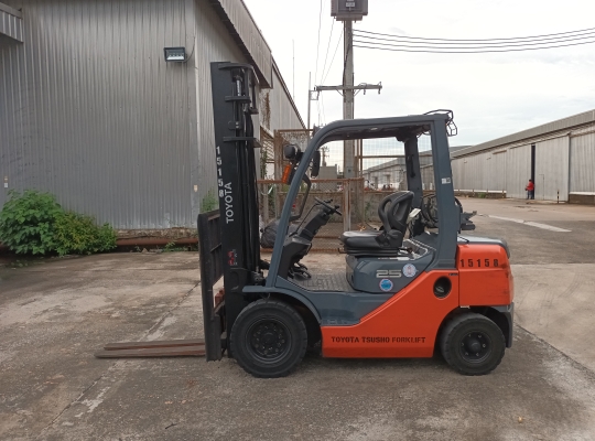 Used Forklift Toyota 32-8FG25, Gasoline/LPG Forklift, Load Capacity 2.5 Tons, Mast Height 3 M | No. 15158