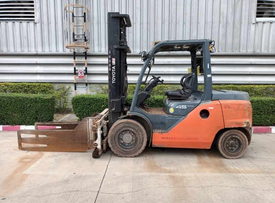 Used Forklift Toyota 8FD45N, Diesel Forklift, Load Capacity 4.5 Tons, Mast Height 4 M | No. 14836