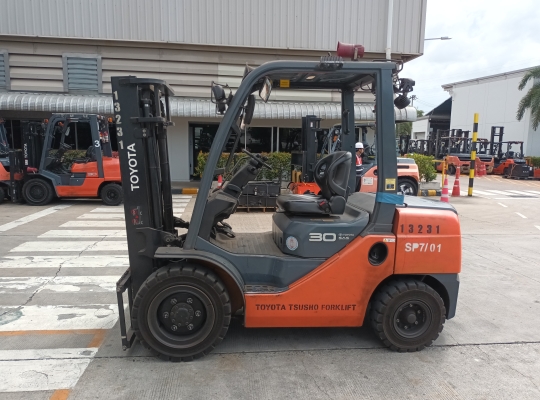Used Forklift Toyota 62-8FD30, Diesel Forklift, Load Capacity 3 Tons, Mast Height 3 M | No. 13231